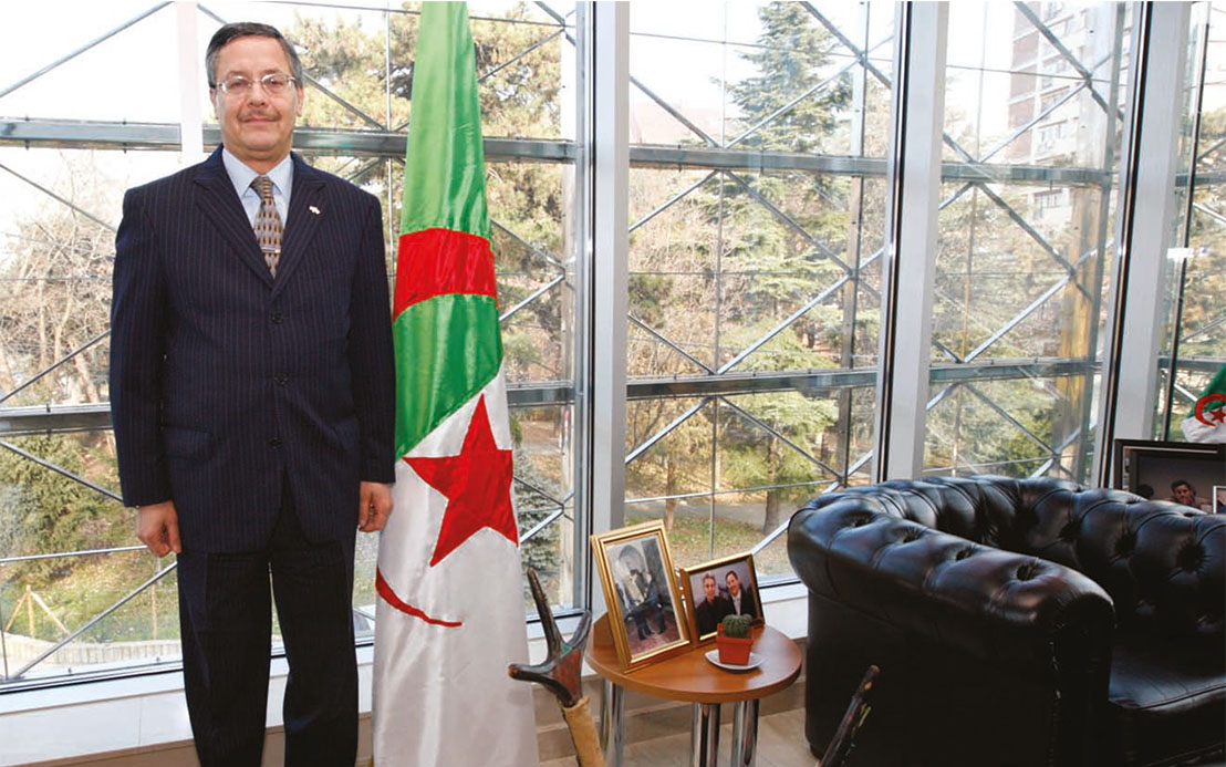 Ambasador Abdelkader Mesdoua